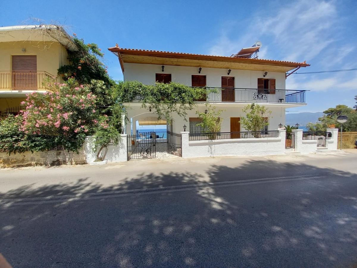 קלמאטה Ekie Apartment With Sea View מראה חיצוני תמונה