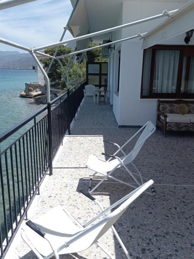 קלמאטה Ekie Apartment With Sea View מראה חיצוני תמונה