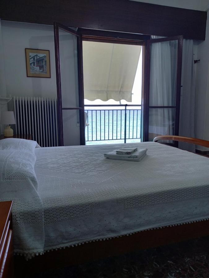 קלמאטה Ekie Apartment With Sea View מראה חיצוני תמונה